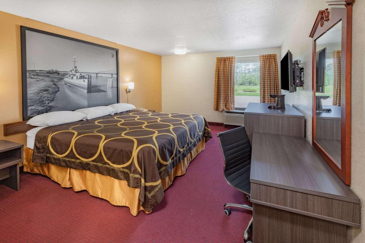 Super 8 By Wyndham Kinder/Coushatta Near Casino Eksteriør billede