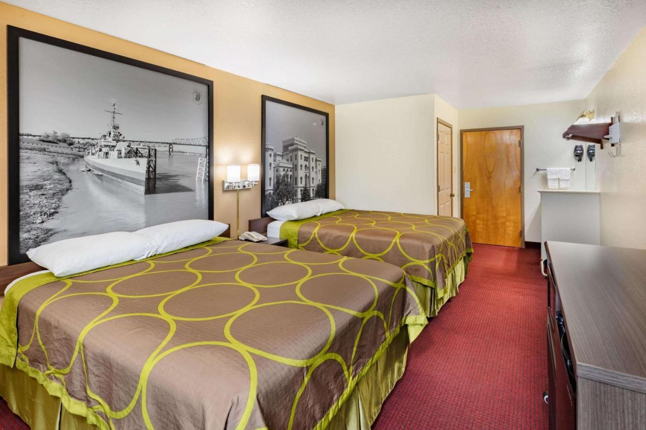 Super 8 By Wyndham Kinder/Coushatta Near Casino Eksteriør billede