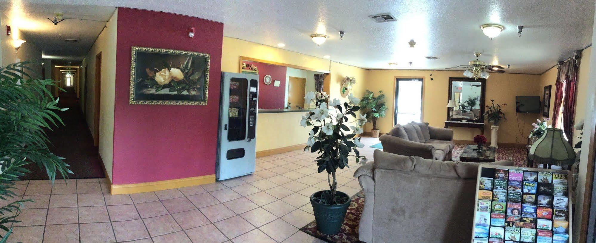 Super 8 By Wyndham Kinder/Coushatta Near Casino Eksteriør billede